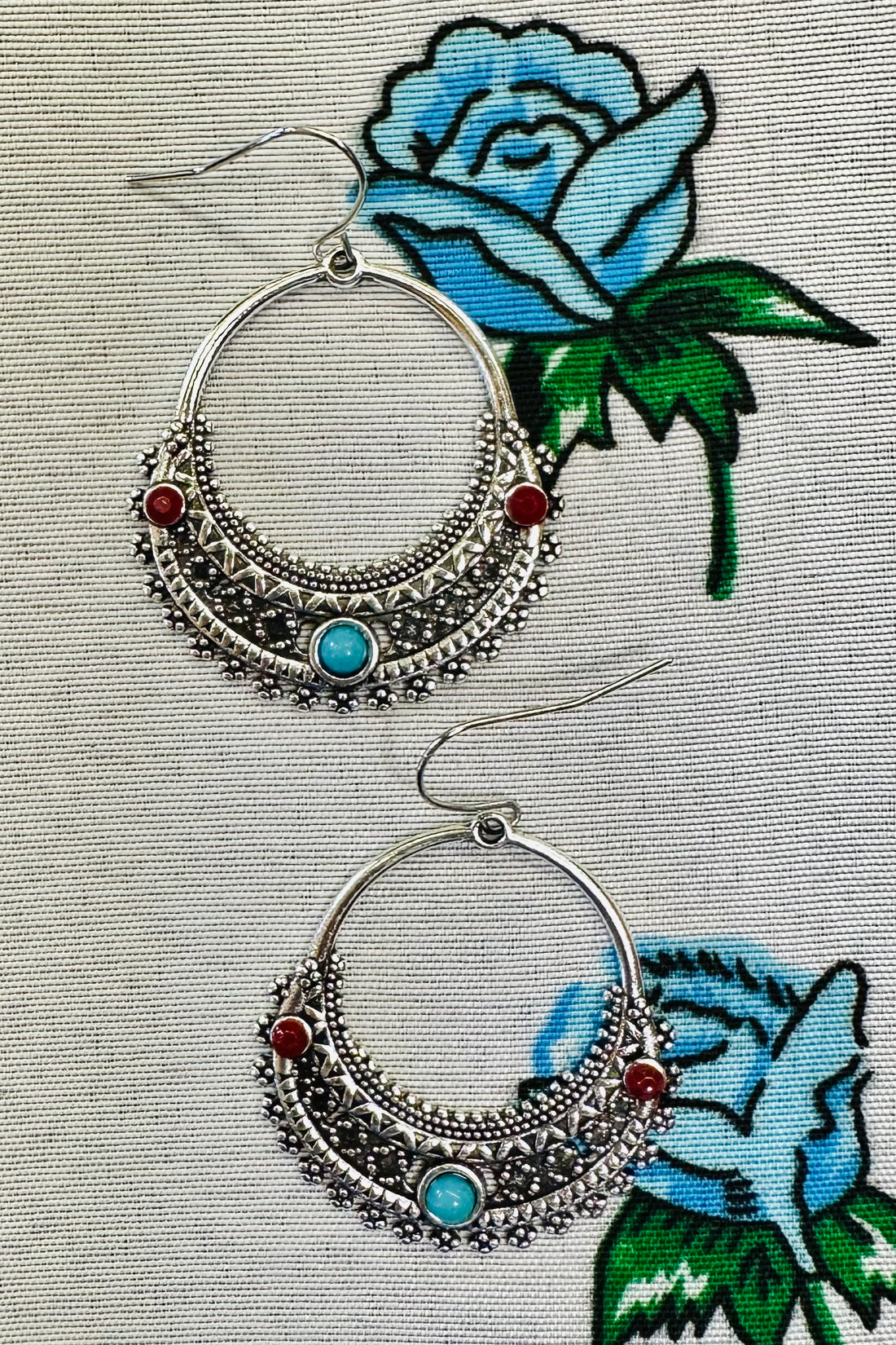 Diosa Half Moon Hoops